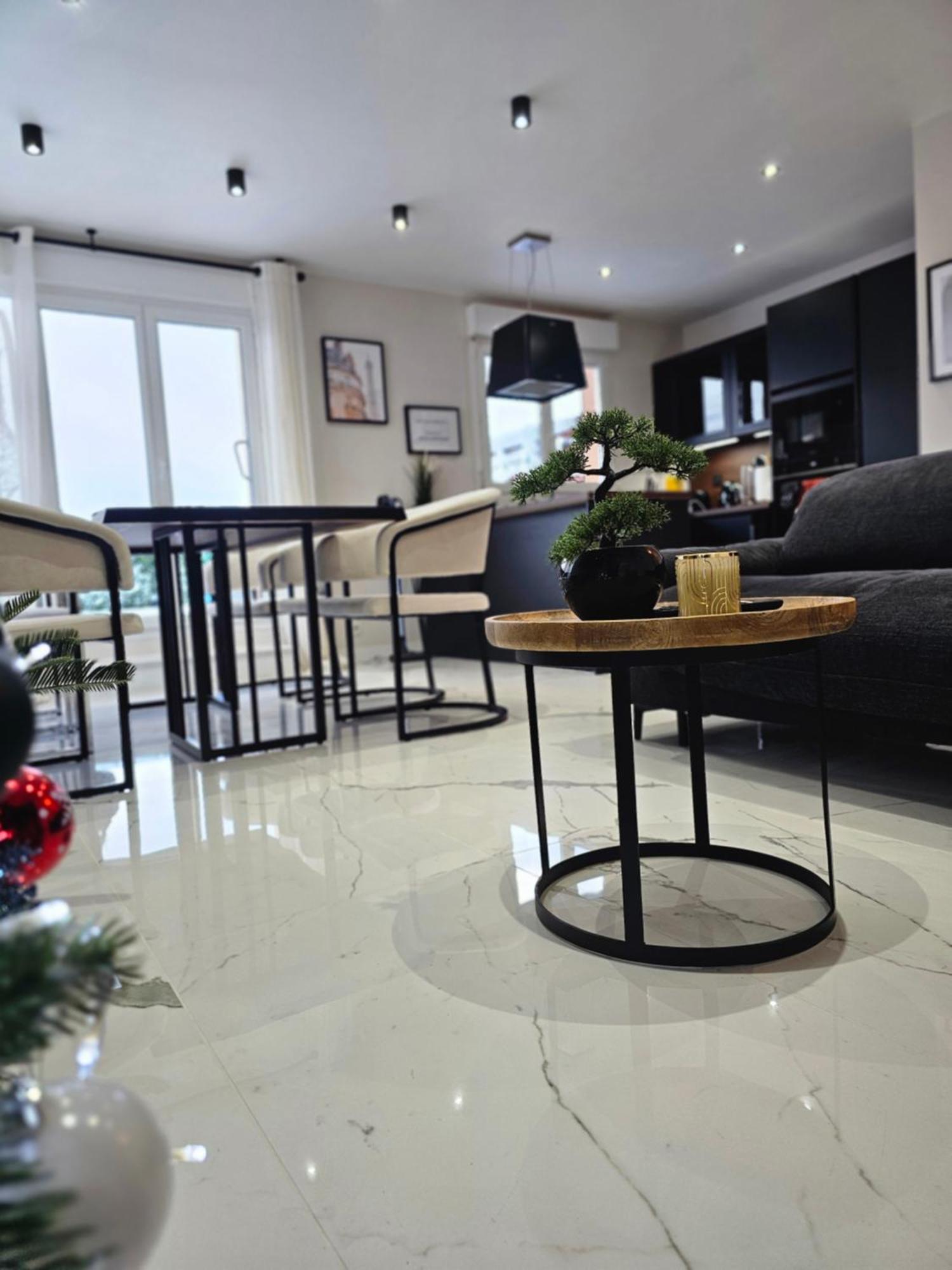 Stylish Rooftop Avec Terrasse A 2Pas De Disney Paris مونتِفرا المظهر الخارجي الصورة